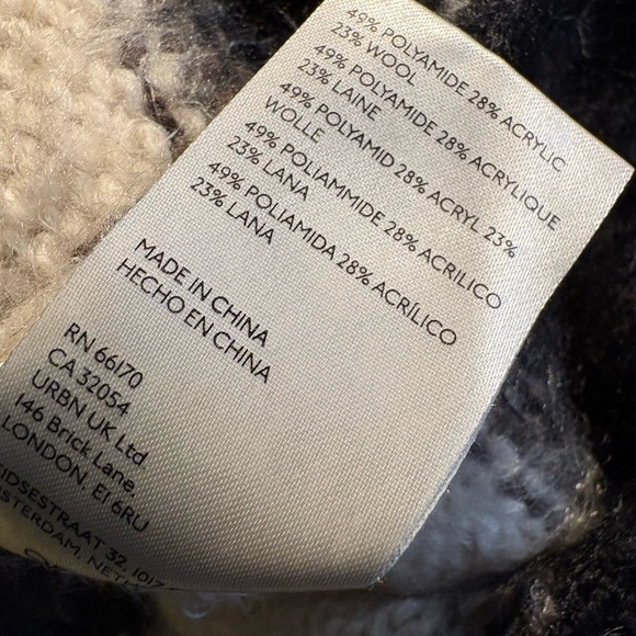 Free People Snowbird Cropped Sweater. Oversized - Picture 9 of 10